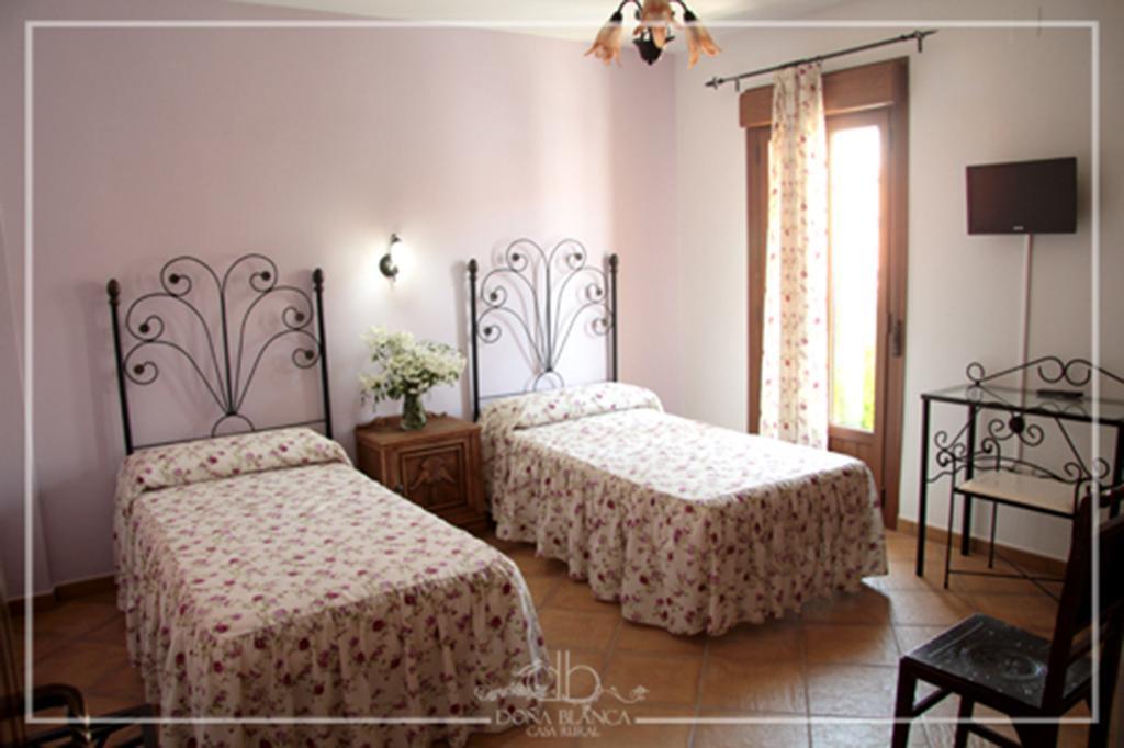 Casa Rural Dona Blanca Santa Cruz de la Sierra Quarto foto